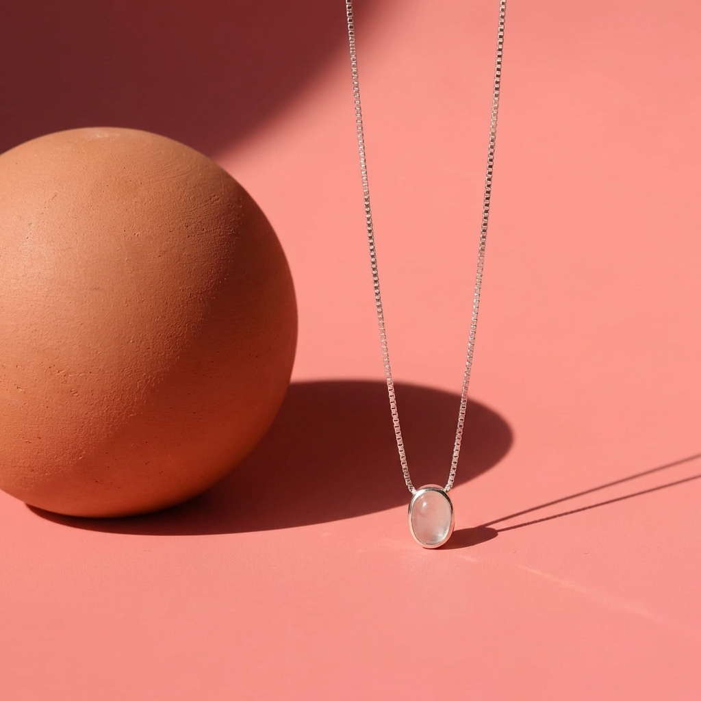 Cadena con Punto de luz oval de Cuarzo Rosa - Plata 925